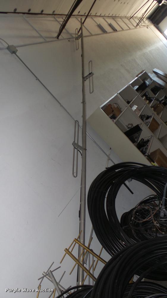 image for item DR9277 Antennas and feedline