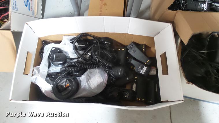 image for item DR9285 VHF handheld radios