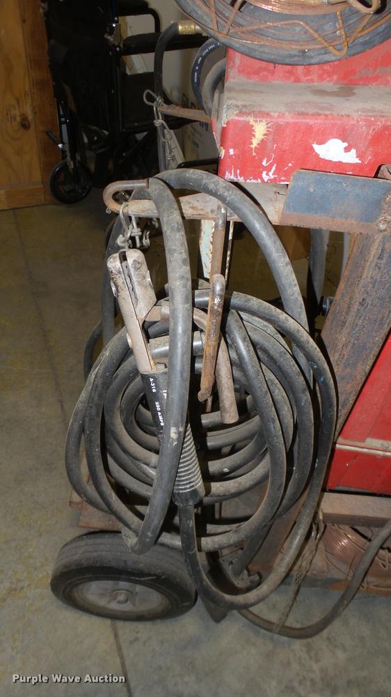 image for item DR9523 PowCon 300SM welder