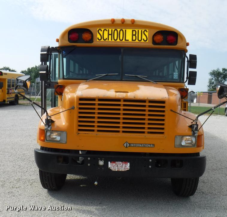 image for item J5680 2001 International 3800 Blue Bird school bus