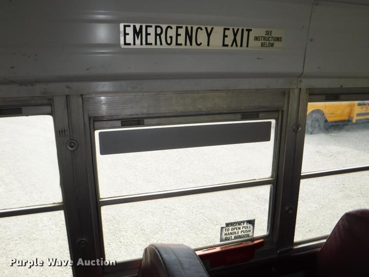 image for item J5680 2001 International 3800 Blue Bird school bus