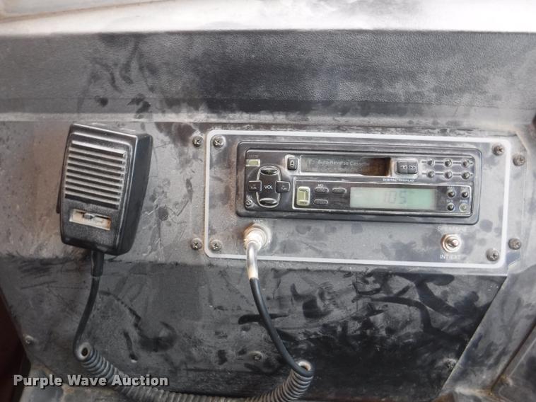 image for item J5680 2001 International 3800 Blue Bird school bus