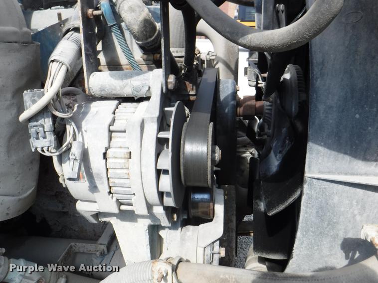 image for item J5680 2001 International 3800 Blue Bird school bus