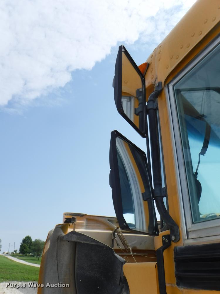 image for item J5680 2001 International 3800 Blue Bird school bus