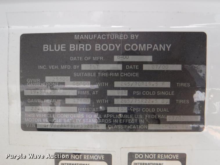 image for item J5680 2001 International 3800 Blue Bird school bus