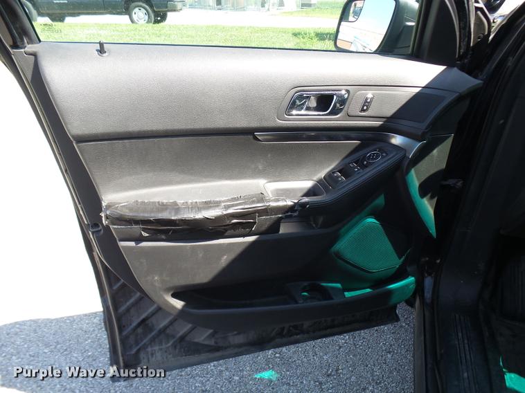 image for item K1886 2013 Ford Explorer Police Interceptor SUV