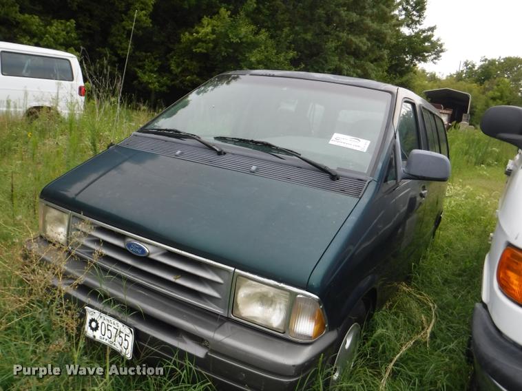 image for item K5876 1997 Ford Aerostar XLT van