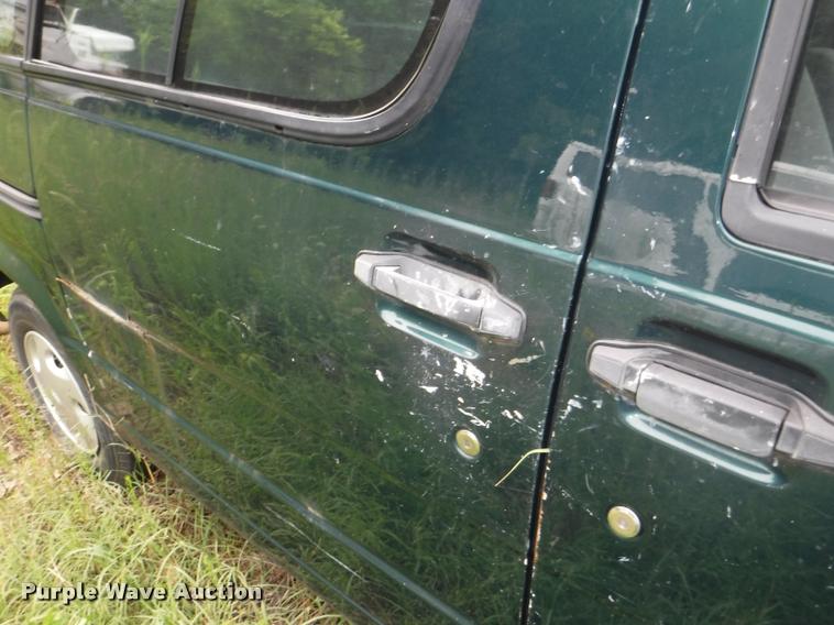 image for item K5876 1997 Ford Aerostar XLT van