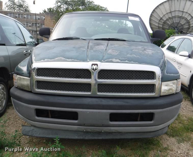 image for item K5878 1998 Dodge Ram 1500 pickup truck