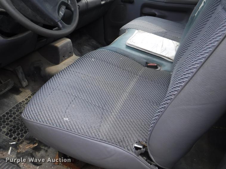 image for item K5878 1998 Dodge Ram 1500 pickup truck