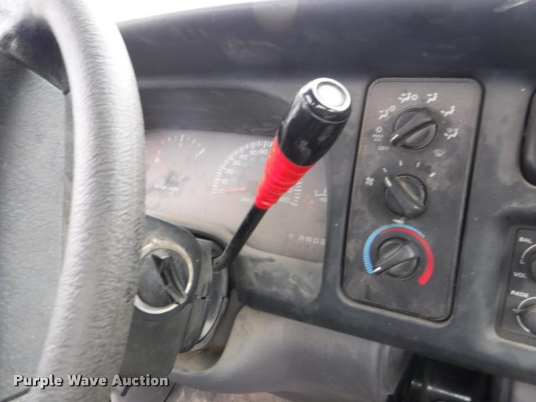 image for item K5878 1998 Dodge Ram 1500 pickup truck