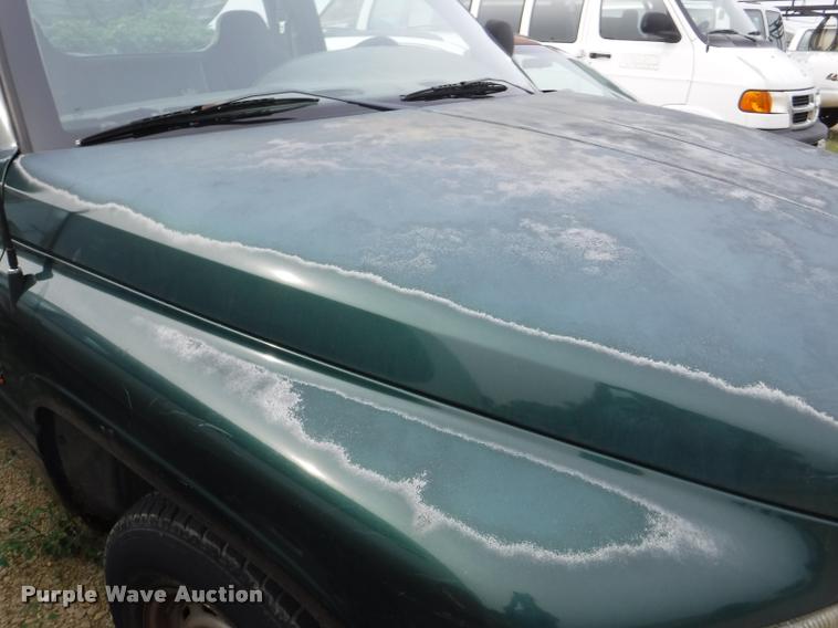 image for item K5878 1998 Dodge Ram 1500 pickup truck