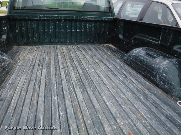 image for item K5878 1998 Dodge Ram 1500 pickup truck