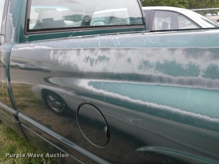 image for item K5878 1998 Dodge Ram 1500 pickup truck