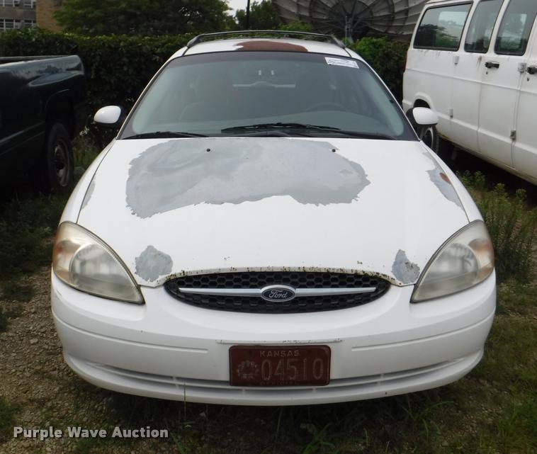 image for item K5879 2000 Ford Taurus SE