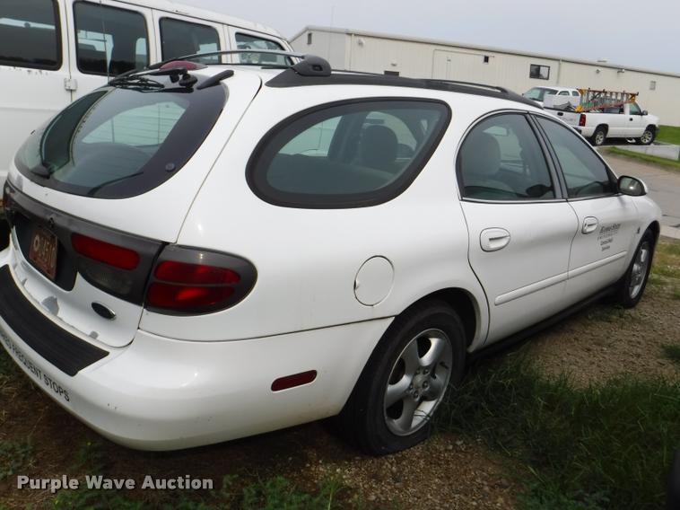 image for item K5879 2000 Ford Taurus SE