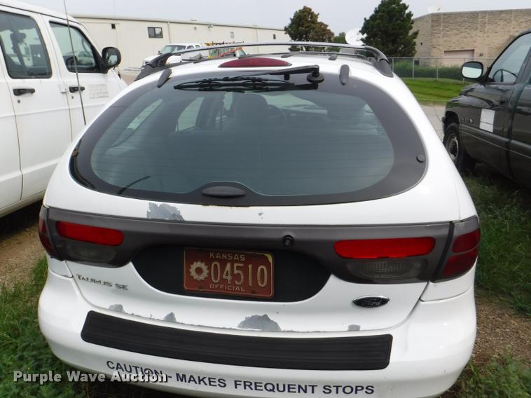 image for item K5879 2000 Ford Taurus SE