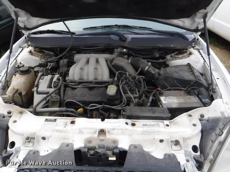 image for item K5879 2000 Ford Taurus SE