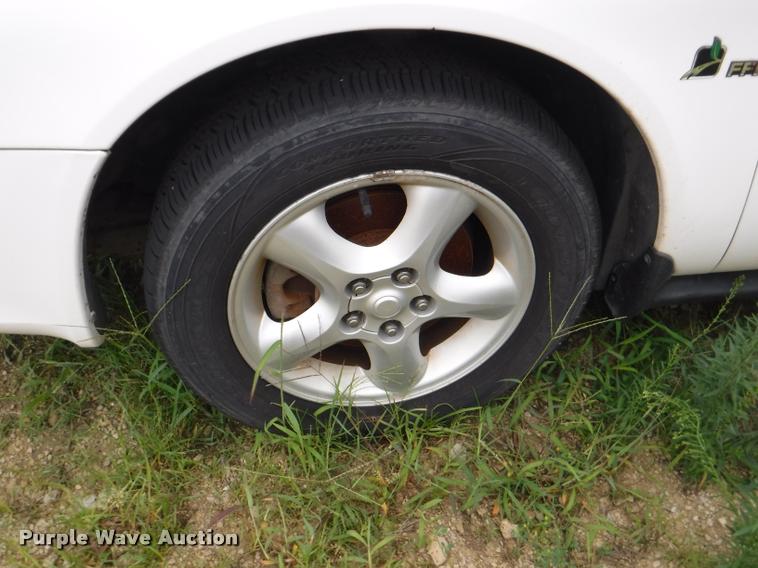 image for item K5879 2000 Ford Taurus SE