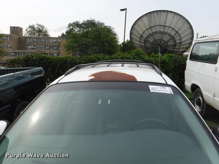 image for item K5879 2000 Ford Taurus SE