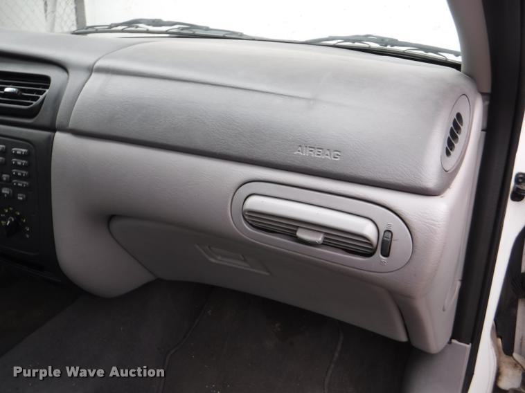 image for item K5881 2000 Ford Taurus SE