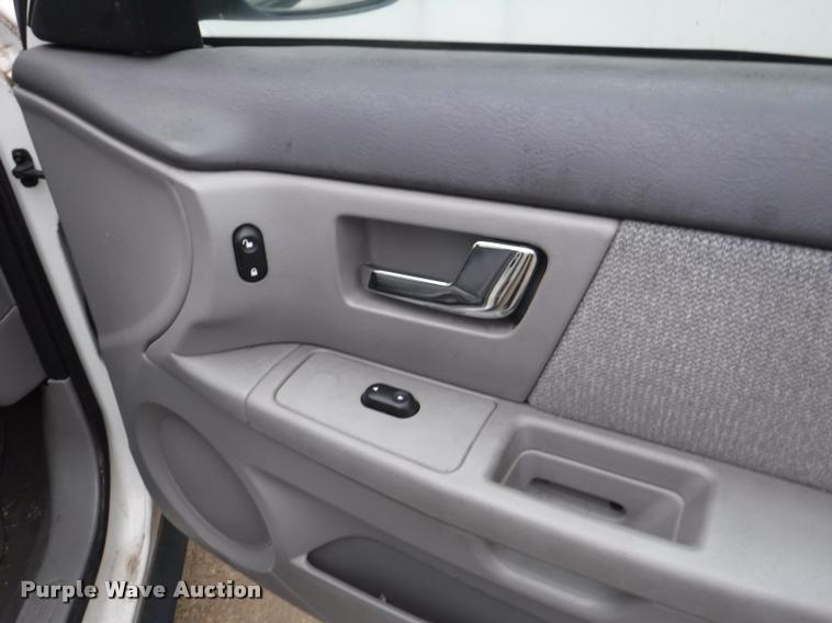 image for item K5881 2000 Ford Taurus SE