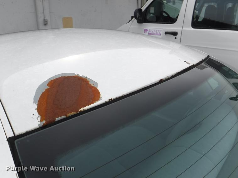 image for item K5881 2000 Ford Taurus SE