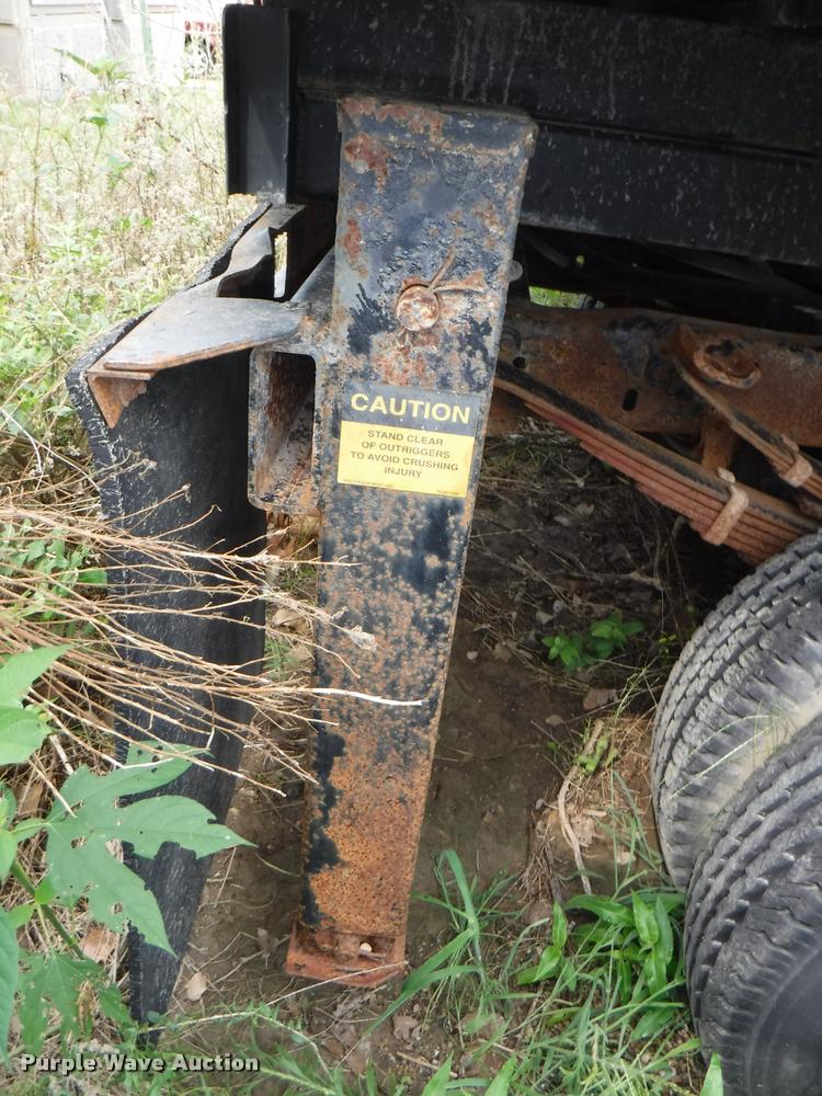 image for item K5883 1989 Ford F450 Super Duty XL flat dump bed truck