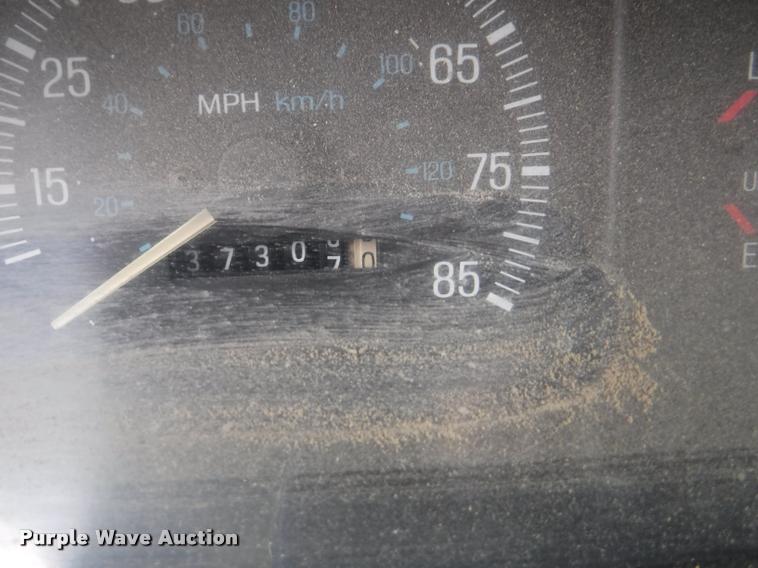 image for item K5883 1989 Ford F450 Super Duty XL flat dump bed truck