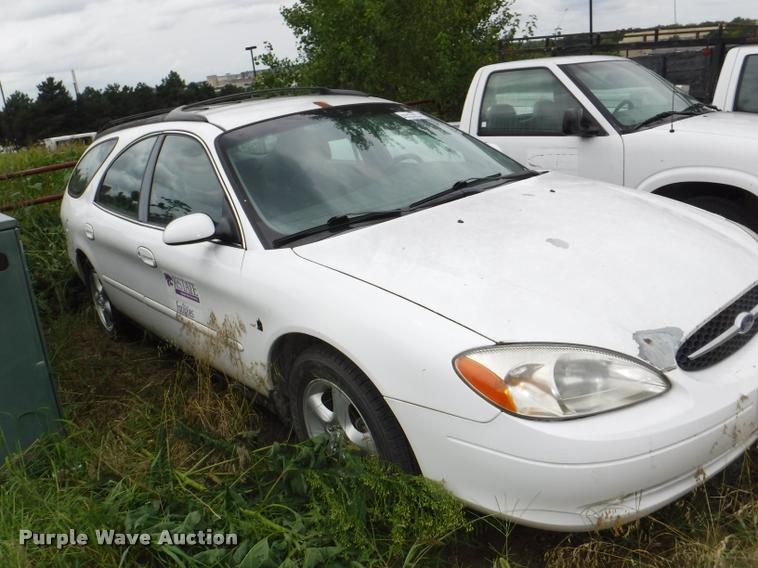 image for item K5886 2000 Ford Taurus SE