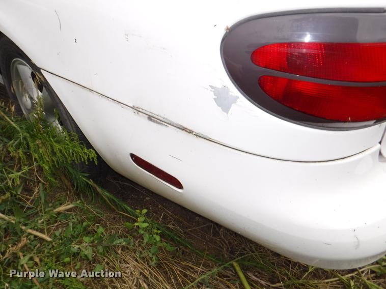 image for item K5886 2000 Ford Taurus SE