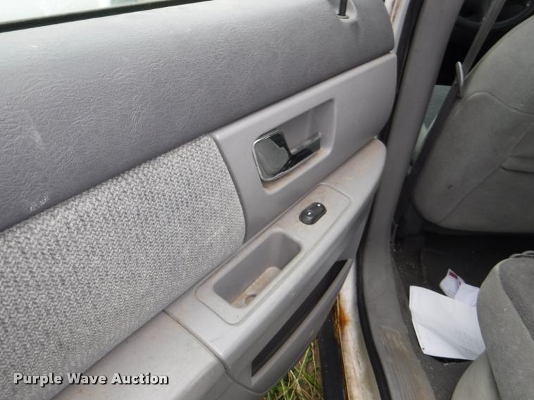 image for item K5886 2000 Ford Taurus SE