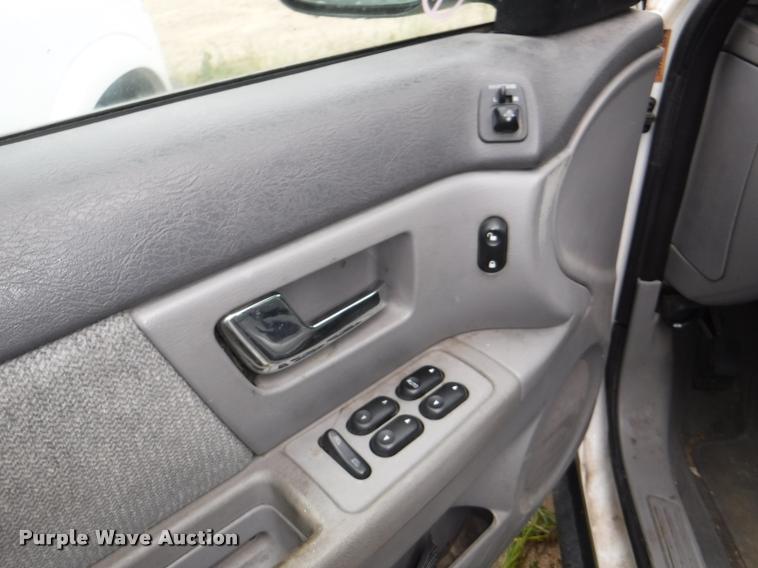 image for item K5886 2000 Ford Taurus SE