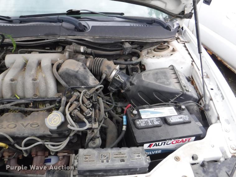 image for item K5886 2000 Ford Taurus SE