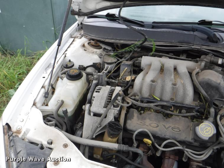 image for item K5886 2000 Ford Taurus SE