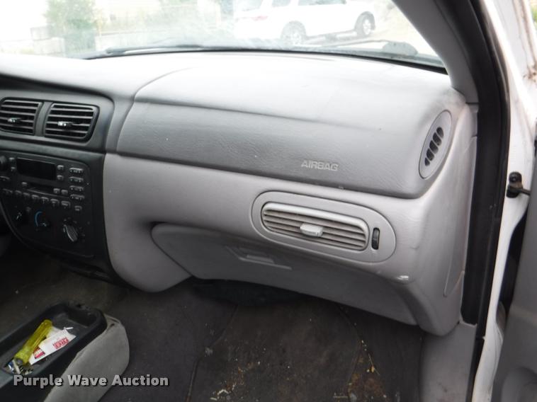 image for item K5886 2000 Ford Taurus SE