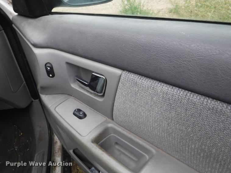 image for item K5886 2000 Ford Taurus SE