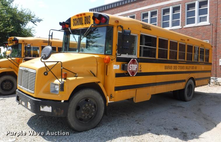 image for item K5891 2002 Freightliner FS65 Thomas school bus