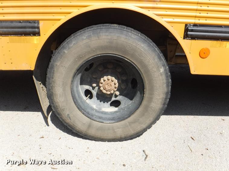 image for item K5891 2002 Freightliner FS65 Thomas school bus