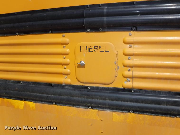 image for item K5891 2002 Freightliner FS65 Thomas school bus
