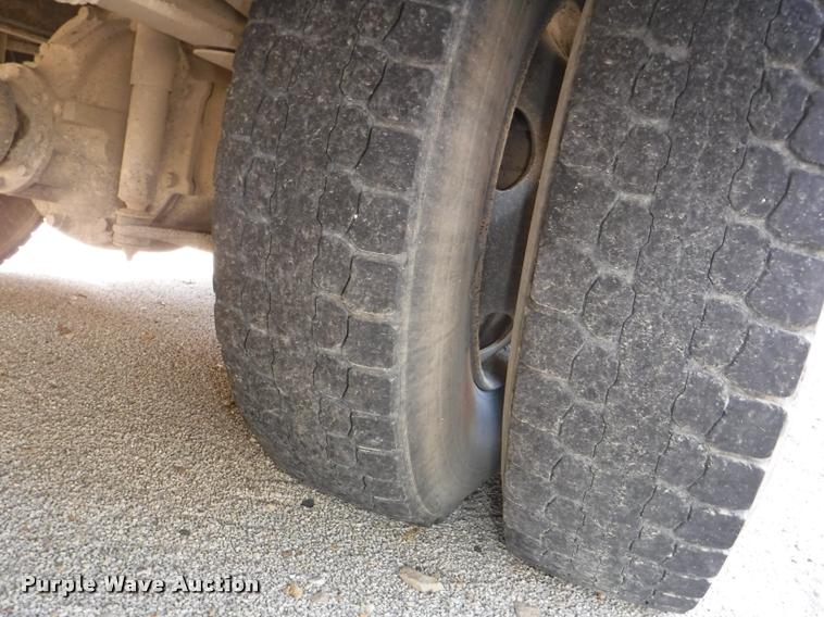 image for item K5891 2002 Freightliner FS65 Thomas school bus