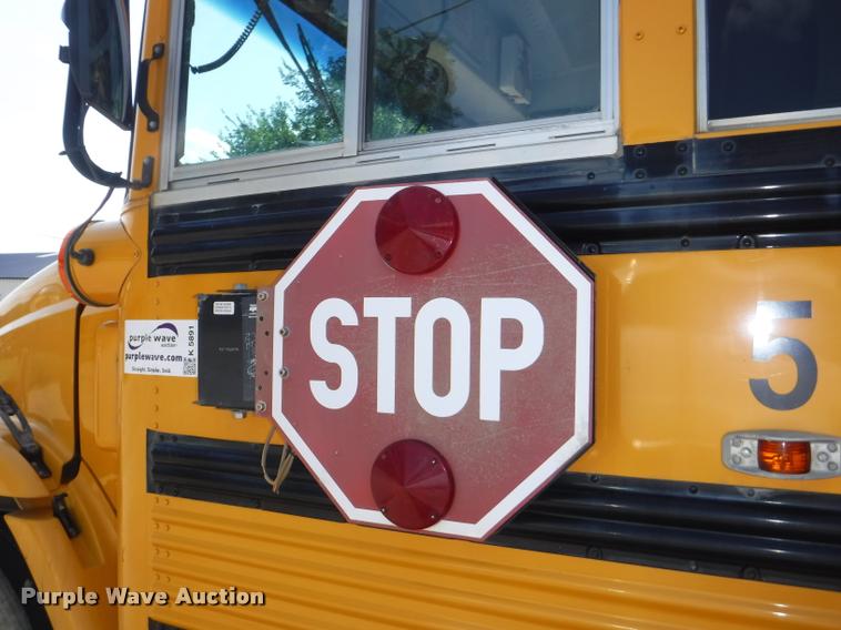 image for item K5891 2002 Freightliner FS65 Thomas school bus
