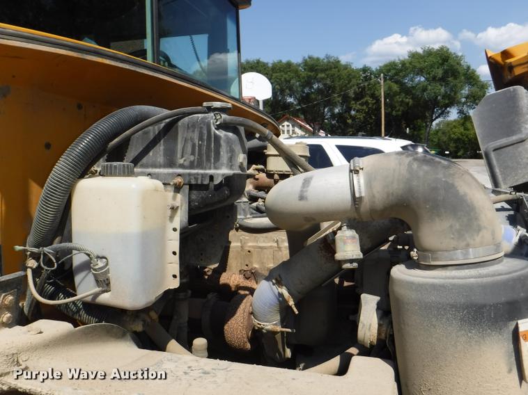 image for item K5891 2002 Freightliner FS65 Thomas school bus