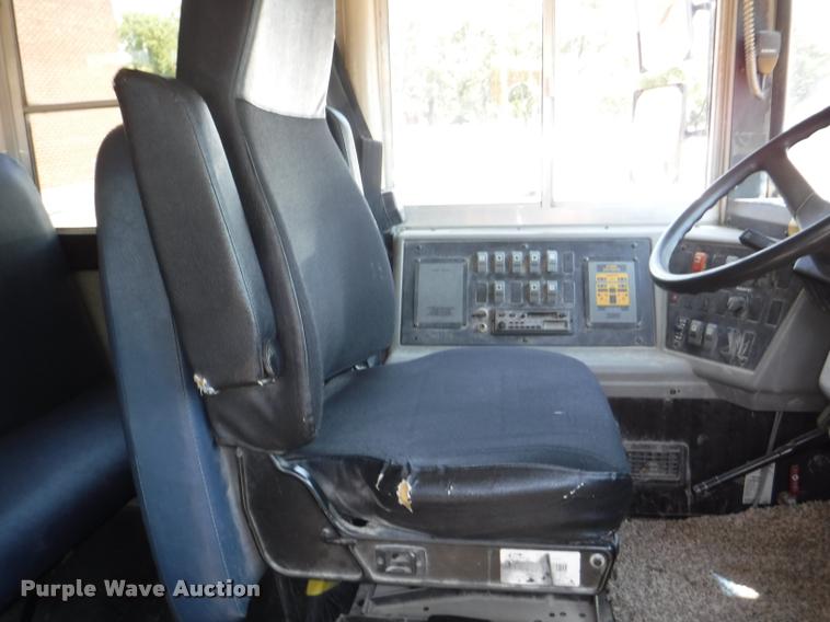 image for item K5891 2002 Freightliner FS65 Thomas school bus