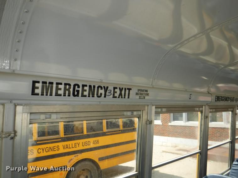 image for item K5891 2002 Freightliner FS65 Thomas school bus