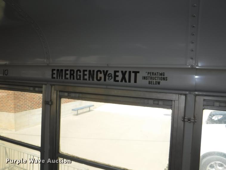 image for item K5891 2002 Freightliner FS65 Thomas school bus