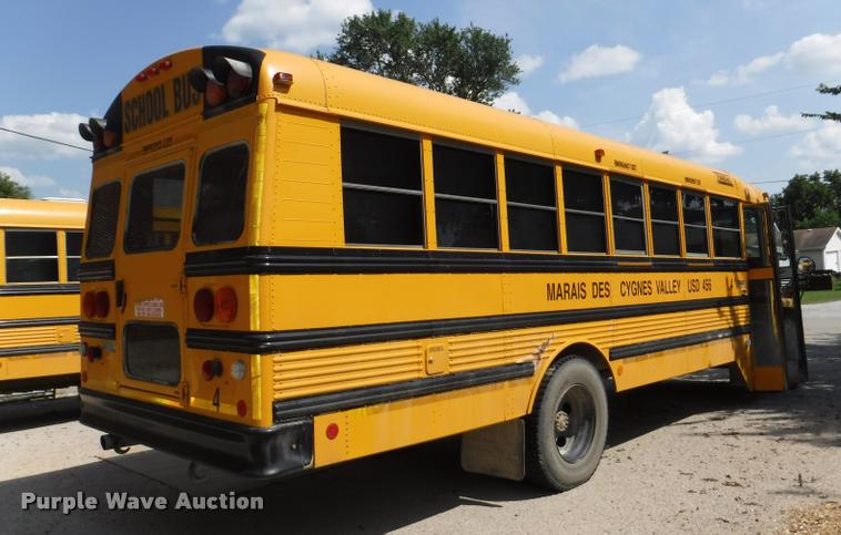 image for item K5892 2002 Freightliner FS65 Thomas school bus
