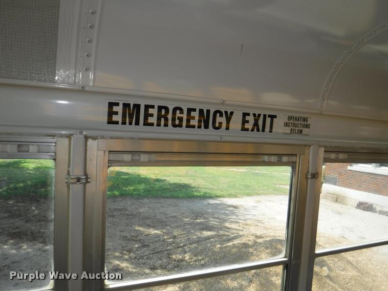 image for item K5892 2002 Freightliner FS65 Thomas school bus