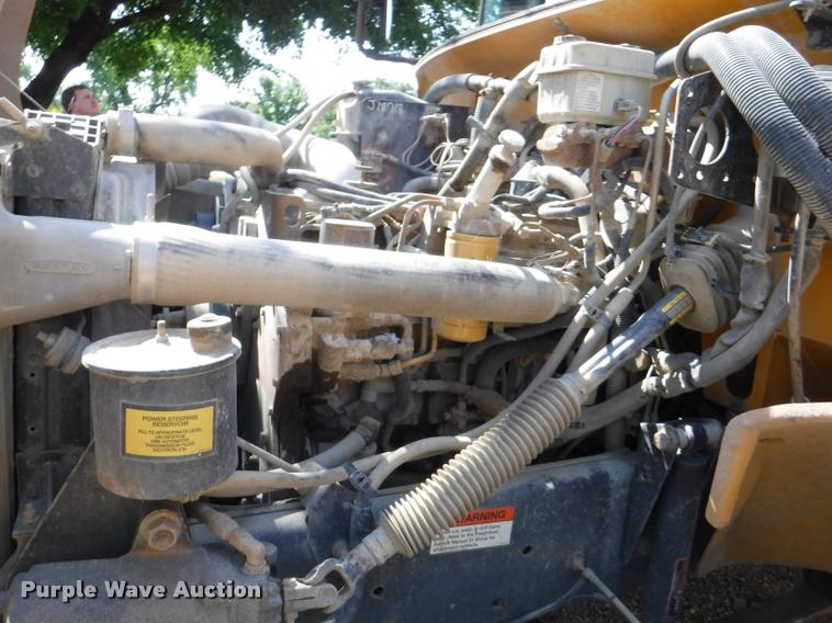 image for item K5892 2002 Freightliner FS65 Thomas school bus