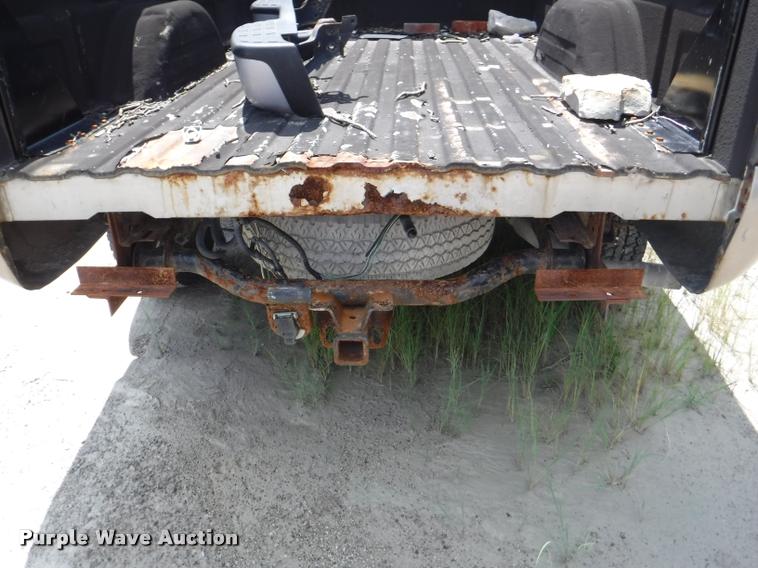 image for item K5898 2000 Chevrolet Silverado 1500 pickup truck